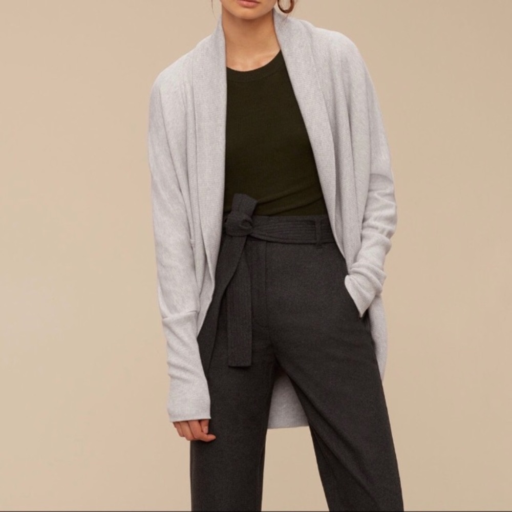 (SOLD) ARITZIA Diderot Cocoon Cardigan Gray S - Picture 2 of 12